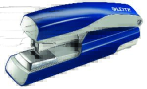 NIETMACHINE LEITZ 5523 24/6+26/6 FLATCLINCH BLAUW